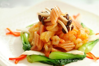 蠔汁蝦仁燴雜菌的做法 蠔汁蝦仁燴雜菌的做法