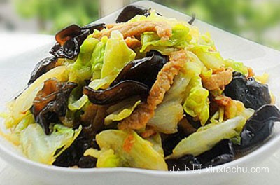 ���Ĳ�ľ������z������