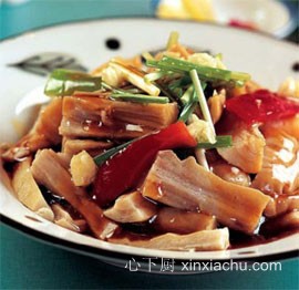 下飯菜 蒜香腸片的做法 下飯菜 蒜香腸片的做法