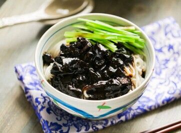 韓國(guó)炸醬面的做法 韓國(guó)炸醬面的做法