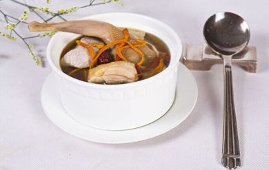 蟲草花煲湯的做法 蟲草花煲湯的做法