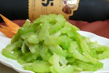 清炒苦瓜的做法 清炒苦瓜的做法