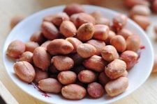 微波爐烤花生的做法 微波爐烤花生的做法