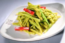 涼拌黃花菜的做法 涼拌黃花菜的做法