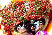剁椒魚頭的做法 剁椒魚頭的做法