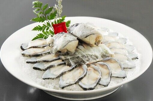 �������~������