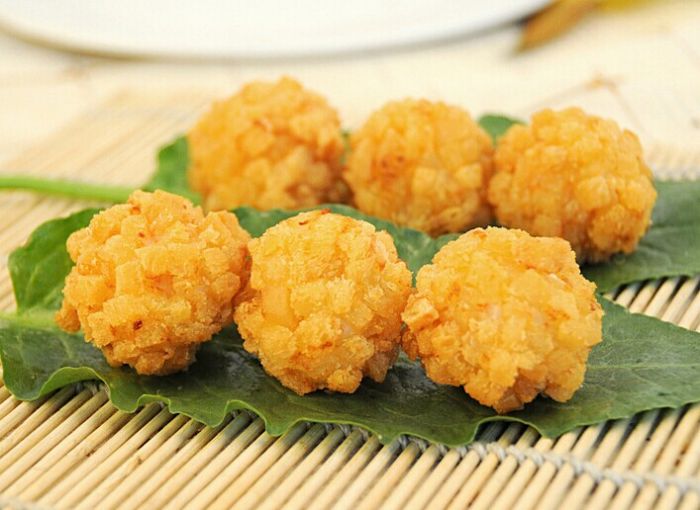 �r�������