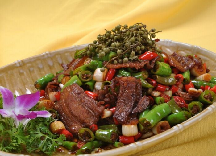 辣椒炒肉的做法 辣椒炒肉的做法